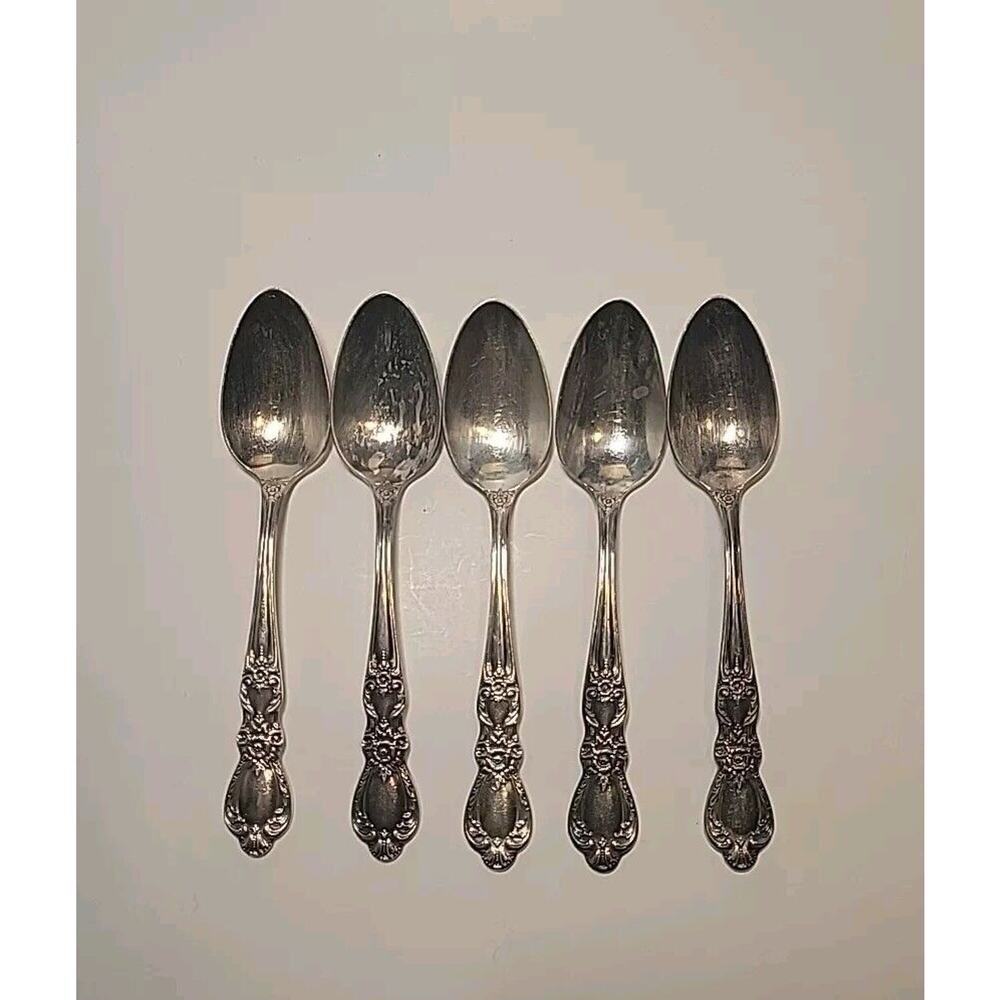 1847 Rogers Bros IS Silverplate HERITAGE Set 5 Spoons Post 1940
